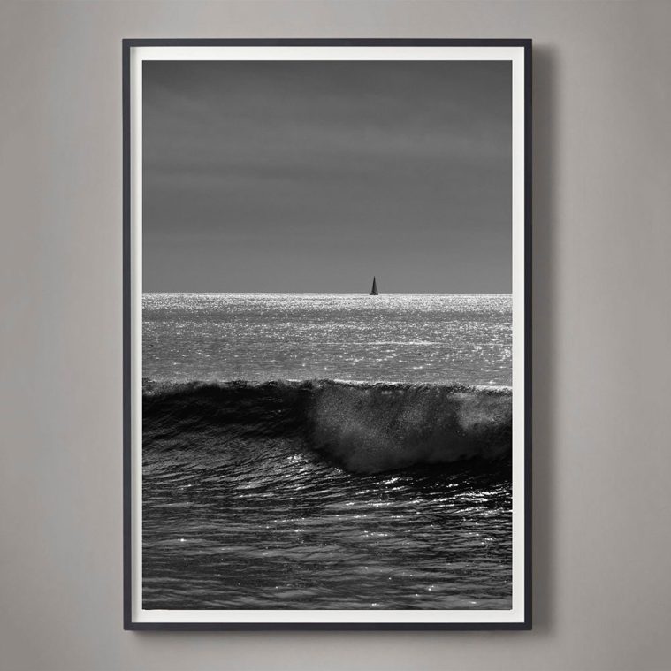 black and white ocean photo